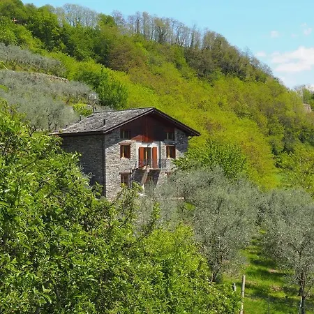 Fantastica Fra Le Alpi Valtellinesi Villa Tresivio