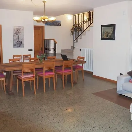 Fantastica Fra Le Alpi Valtellinesi Willa Tresivio